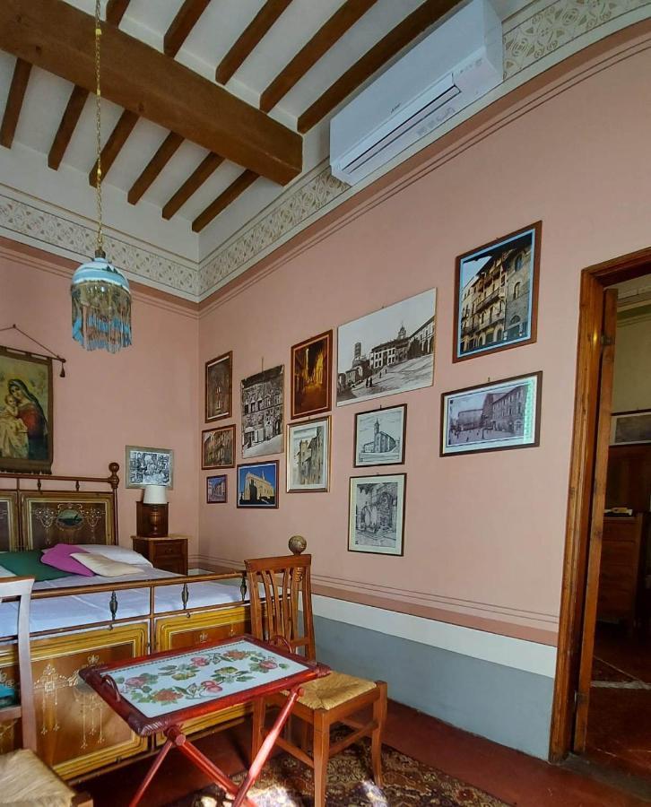 Cecchi'S Old Home Arezzo Bagian luar foto